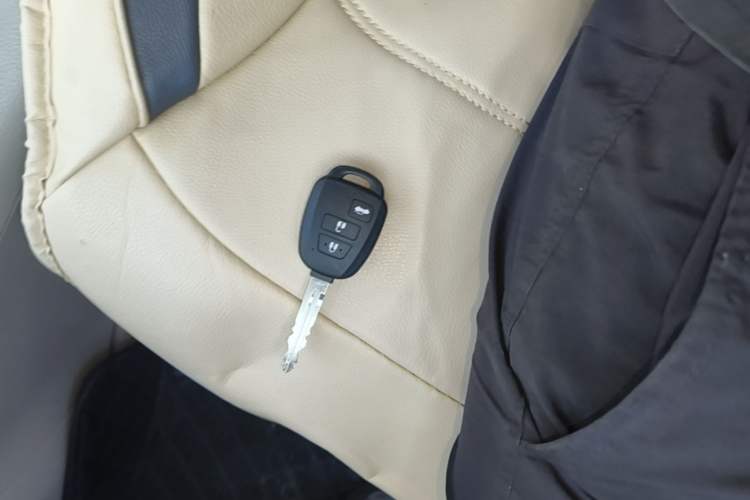 Used Nissan Tiida 2014 1.6L CVT Comfort Model Vehicle Key