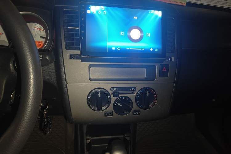 Used Nissan Tiida 2015 1.6T M-CVT GTS Limited Edition Audio And AC Panel