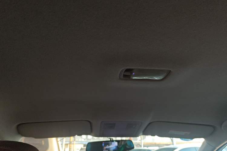 Used Nissan Tiida 2015 1.6T M-CVT GTS Limited Edition Headliner