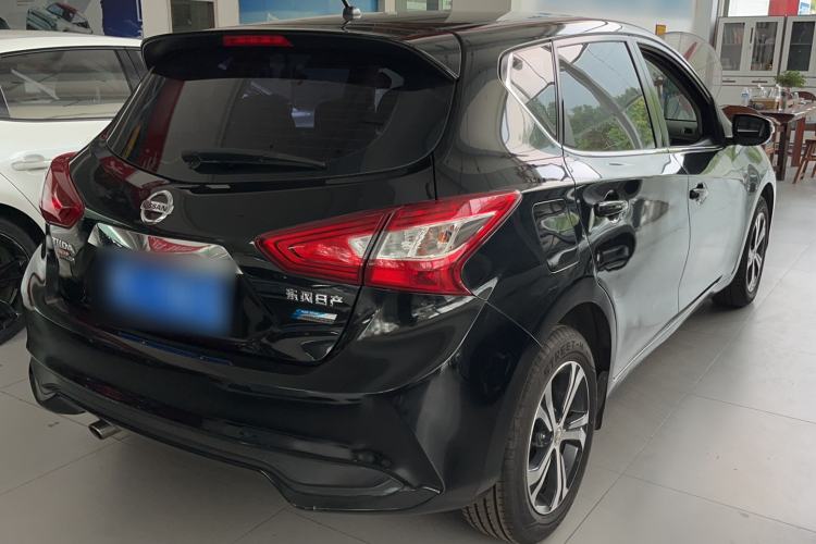 Used Nissan Tiida 2016 1.6L CVT Smart Drive Edition Exterior 3
