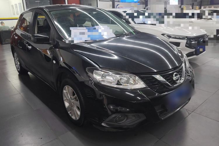 Used Nissan Tiida 2016 1.6L CVT Cool Dynamic Edition Front Right 45 Deg