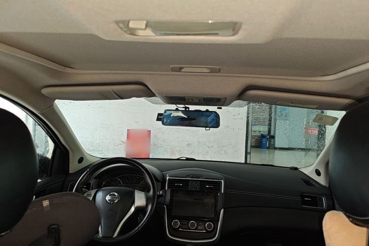 Used Nissan Tiida 2016 1.6L CVT Cool Dynamic Edition Headliner