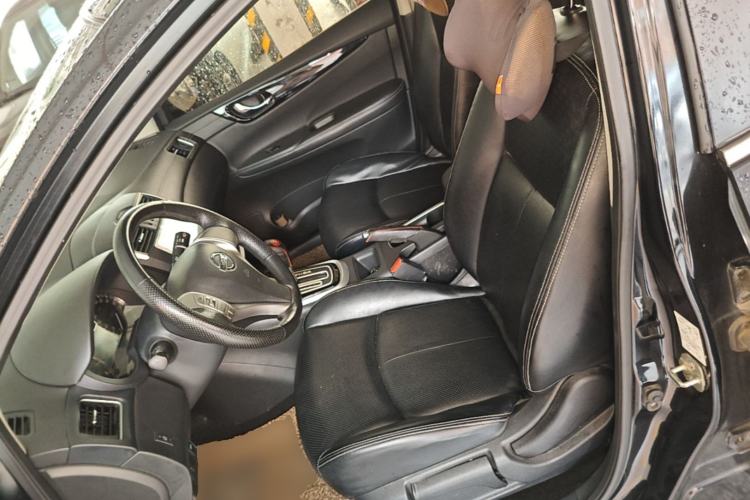 Used Nissan Tiida 2016 1.6L CVT Cool Dynamic Edition Left Front Seat