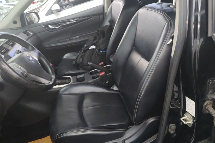 Used Nissan Tiida 2016 1.6L CVT Cool Dynamic Edition Left Front Seat
