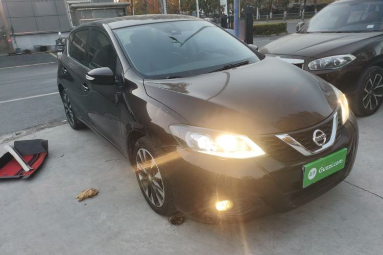 Used Nissan Tiida 2016 1.6L CVT ZhiZun Edition Exterior 2
