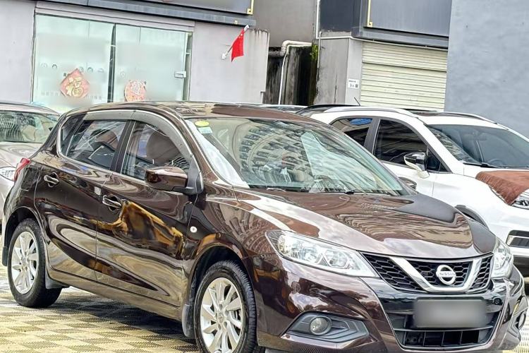 Used Nissan Tiida 2016 1.6L CVT Cool Dynamic Edition Exterior 2