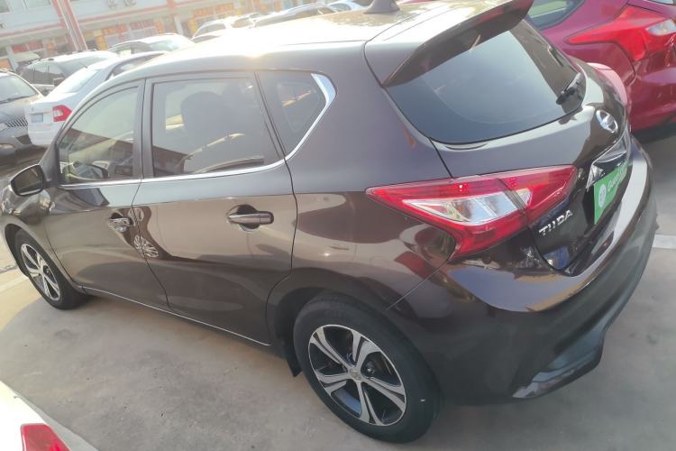 Used Nissan Tiida 2016 1.6L CVT Smart Drive Edition Exterior 3