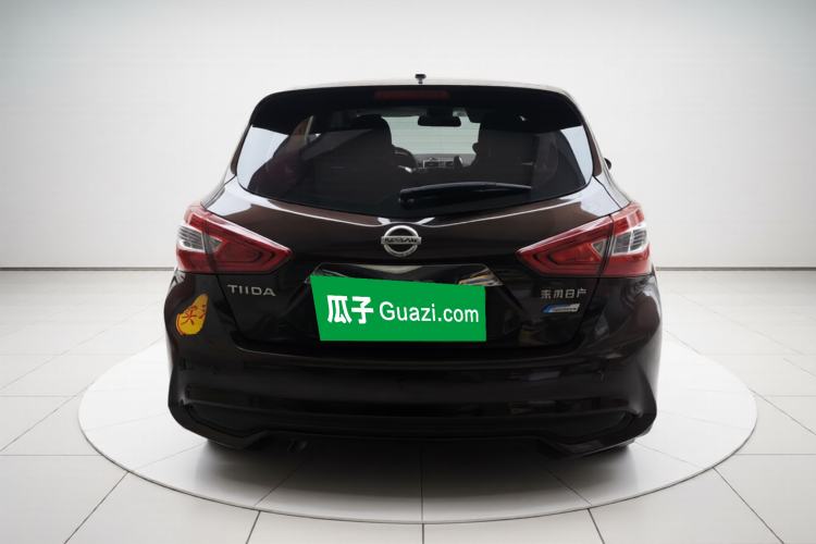 Used Nissan Tiida 2016 1.6L CVT Cool Dynamic Edition Exterior 4