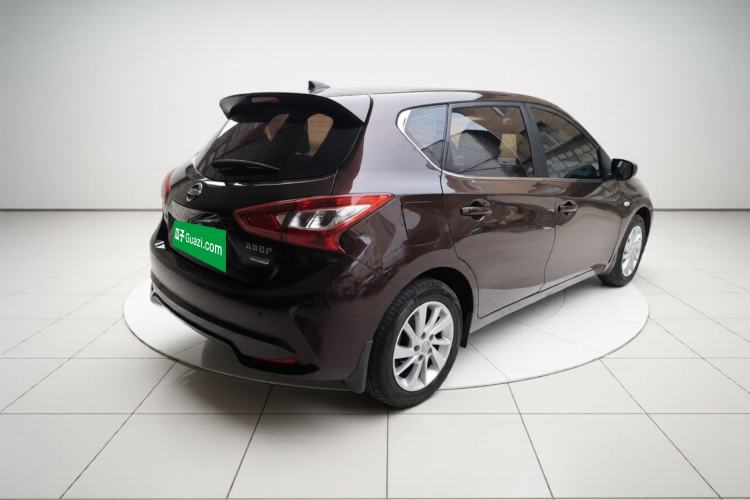Used Nissan Tiida 2016 1.6L CVT Cool Dynamic Edition Exterior 5