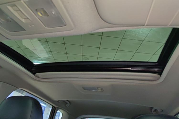 Used Nissan Tiida 2016 1.6L CVT Cool Dynamic Edition Headliner