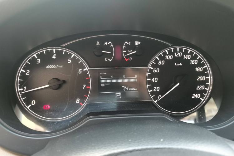 Used Nissan Tiida 2016 1.6L CVT Cool Dynamic Edition Instrument Cluster