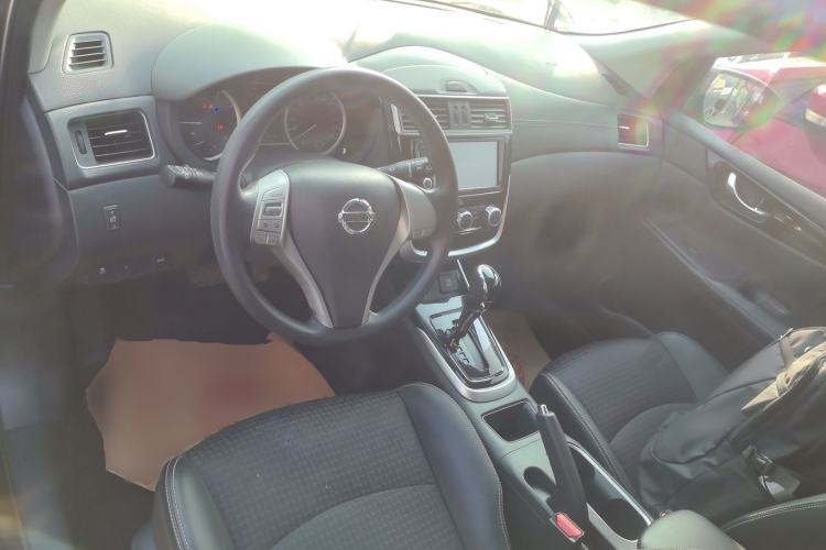 Used Nissan Tiida 2016 1.6L CVT Smart Drive Edition Interior 2