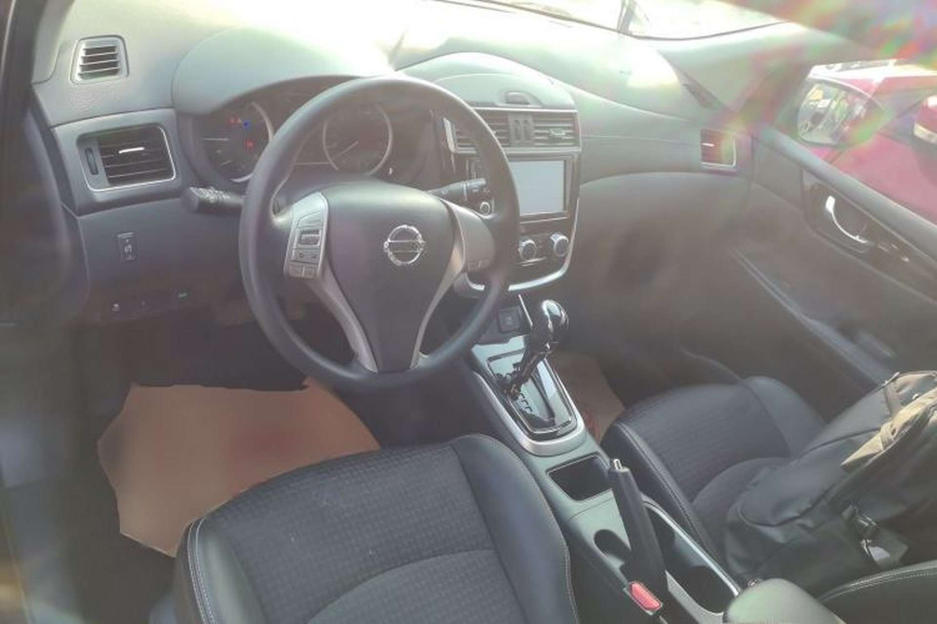 Used Nissan Tiida 2016 1.6L CVT Smart Drive Edition Interior 2