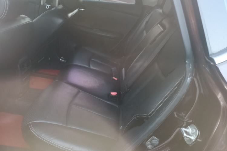 Used Nissan Tiida 2016 1.6L CVT ZhiZun Edition Interior 4