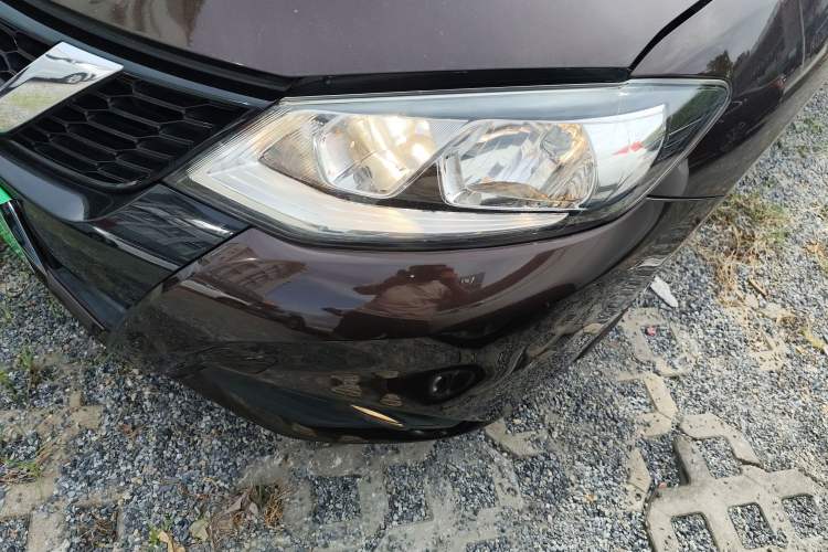 Used Nissan Tiida 2016 1.6L CVT Smart Drive Edition Left Front Headlight