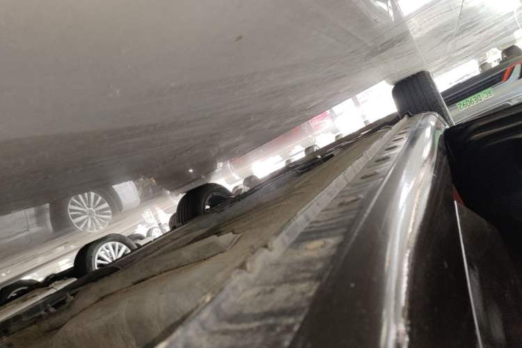 Used Nissan Tiida 2016 1.6L CVT Smart Drive Edition Left Side Sill