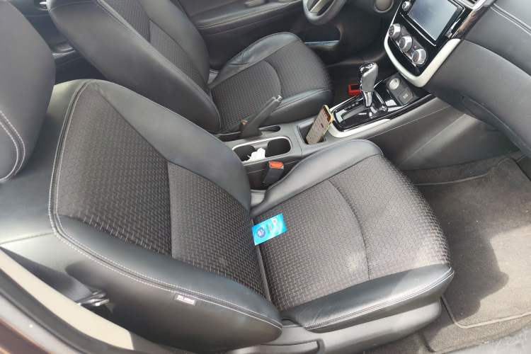 Used Nissan Tiida 2016 1.6L CVT Smart Drive Edition Right Front Seat