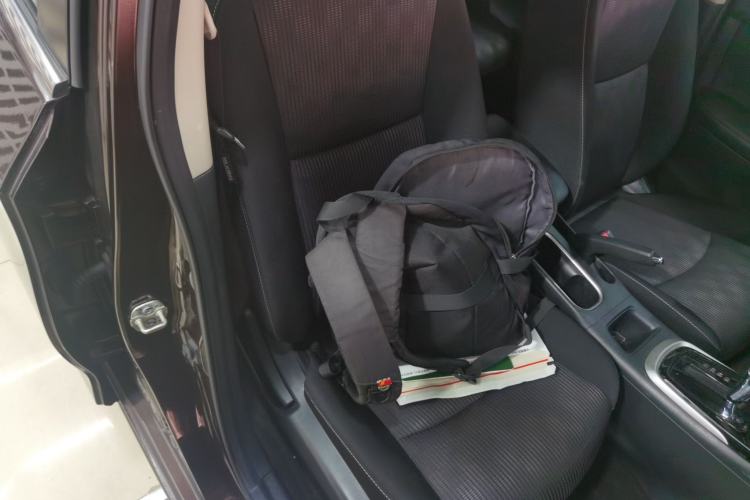 Used Nissan Tiida 2016 1.6L CVT Cool Dynamic Edition Right Front Seat