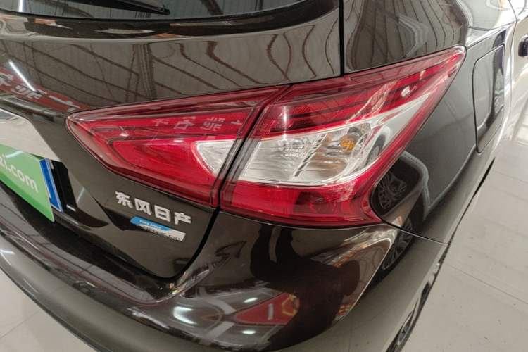 Used Nissan Tiida 2016 1.6L CVT Smart Drive Edition Right Rear Taillight