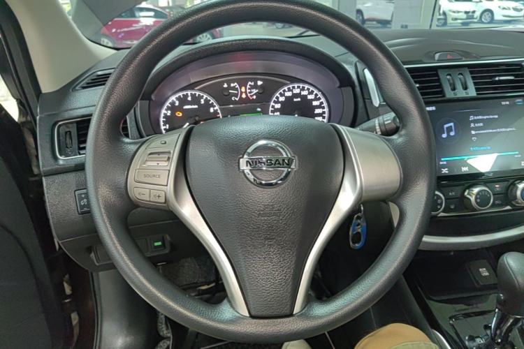 Used Nissan Tiida 2016 1.6L CVT Cool Dynamic Edition Steering Wheel
