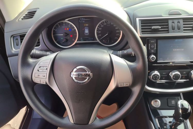 Used Nissan Tiida 2016 1.6L CVT Smart Drive Edition Steering Wheel
