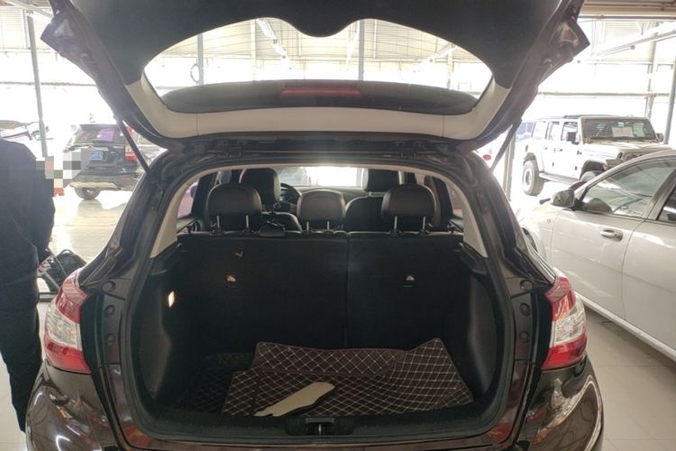 Used Nissan Tiida 2016 1.6L CVT Smart Drive Edition Trunk