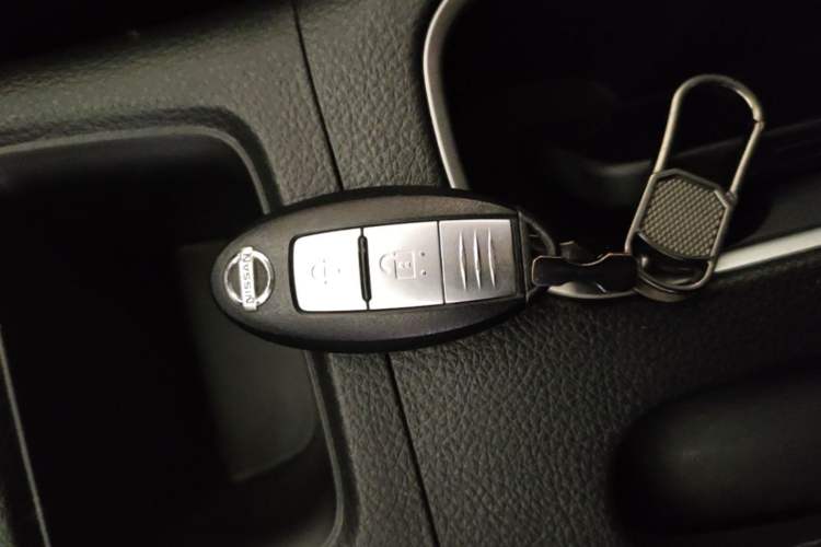Used Nissan Tiida 2016 1.6L CVT Smart Drive Edition Vehicle Key