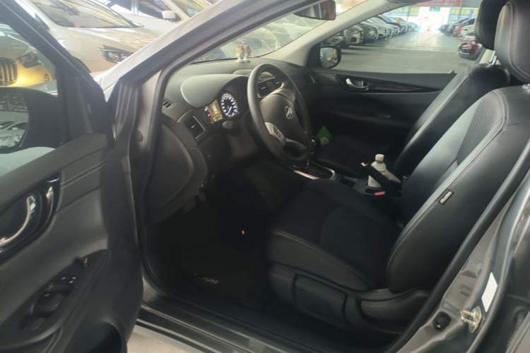 Used Nissan Tiida 2016 1.6L CVT Smart Drive Edition Driver Seat