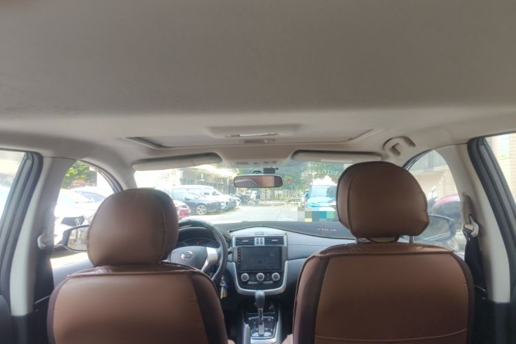 Used Nissan Tiida 2016 1.6L CVT Cool Dynamic Edition Headliner