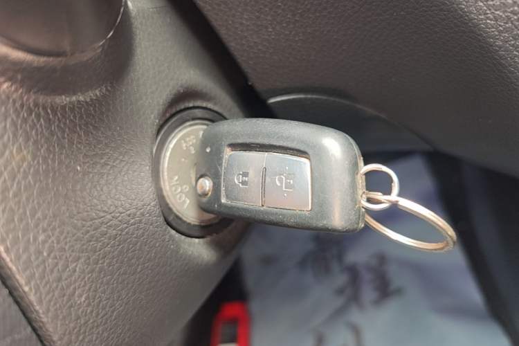 Used Nissan Tiida 2016 1.6L CVT Cool Dynamic Edition Interior 1