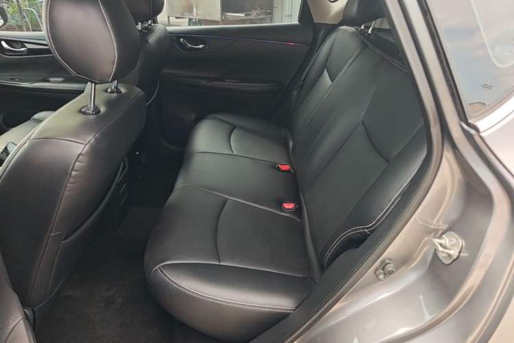 Used Nissan Tiida 2016 1.6L CVT Cool Dynamic Edition Left Rear Seat
