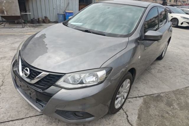 Used Nissan Tiida 2016 1.6L CVT Cool Dynamic Edition