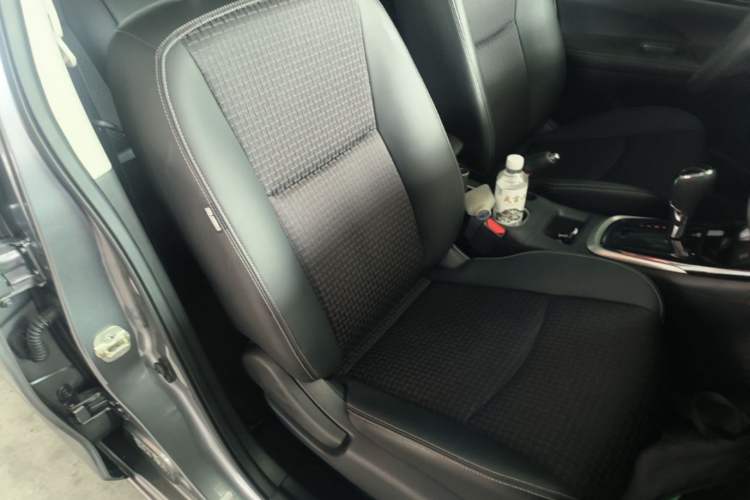 Used Nissan Tiida 2016 1.6L CVT Smart Drive Edition Right Front Seat