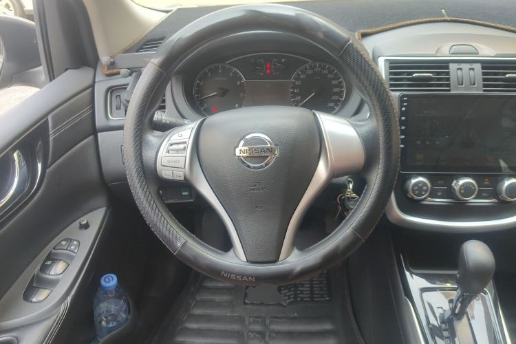 Used Nissan Tiida 2016 1.6L CVT Cool Dynamic Edition Steering Wheel