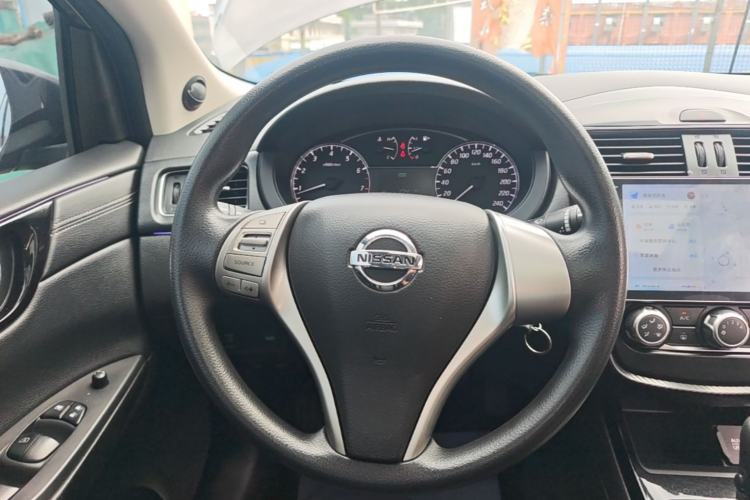 Used Nissan Tiida 2016 1.6L CVT Cool Dynamic Edition Steering Wheel