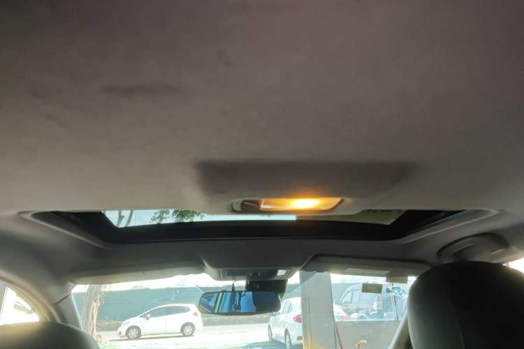 Used Nissan Tiida 2016 1.6L CVT Smart Drive Edition Headliner