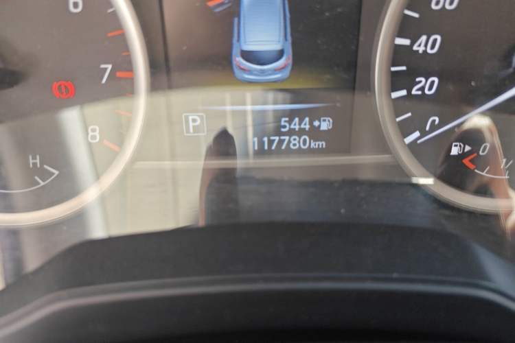 Used Nissan Tiida 2016 1.6L CVT Smart Drive Edition Odometer Close Up