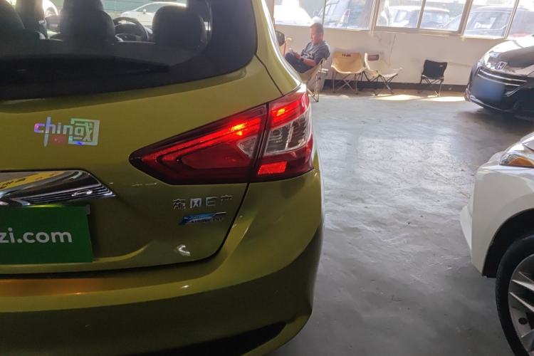 Used Nissan Tiida 2016 1.6L CVT Smart Drive Edition Right Rear Taillight