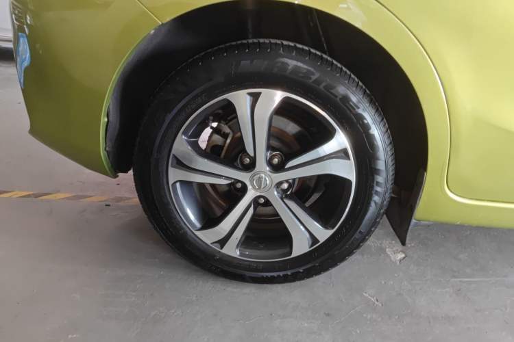 Used Nissan Tiida 2016 1.6L CVT Smart Drive Edition Right Rear Wheel Hub