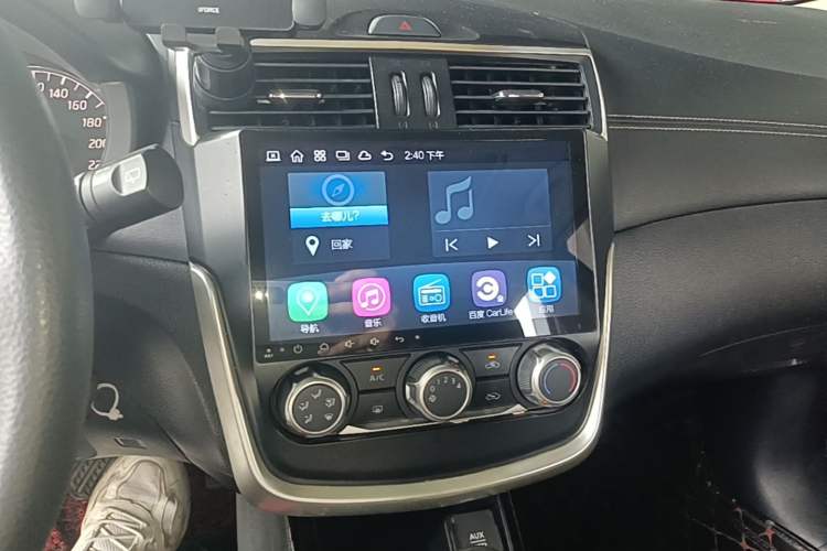 Used Nissan Tiida 2016 1.6L CVT Cool Dynamic Edition Audio And AC Panel