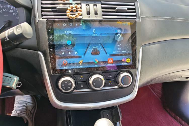 Used Nissan Tiida 2016 1.6L CVT Cool Dynamic Edition Audio And AC Panel