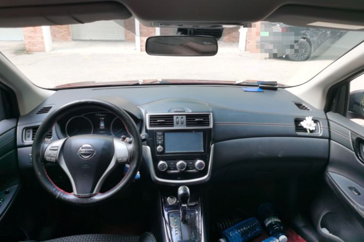 Used Nissan Tiida 2016 1.6L CVT Smart Drive Edition Center Console
