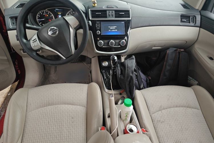 Used Nissan Tiida 2016 1.6L CVT Smart Drive Edition Center Console