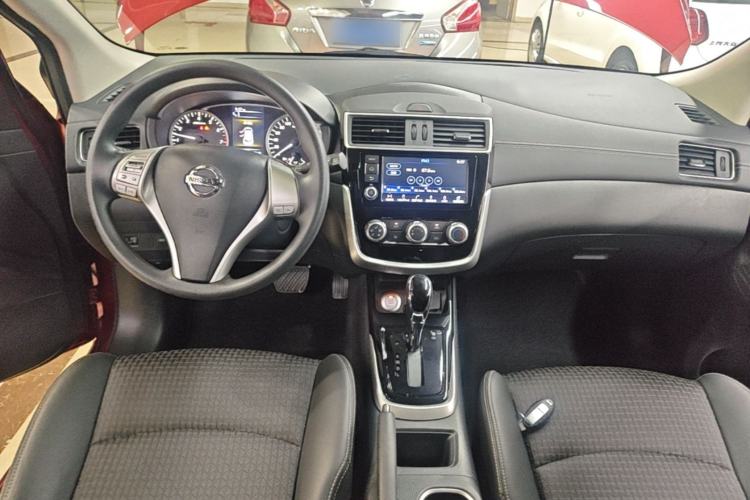 Used Nissan Tiida 2016 1.6L CVT Smart Drive Edition Center Console