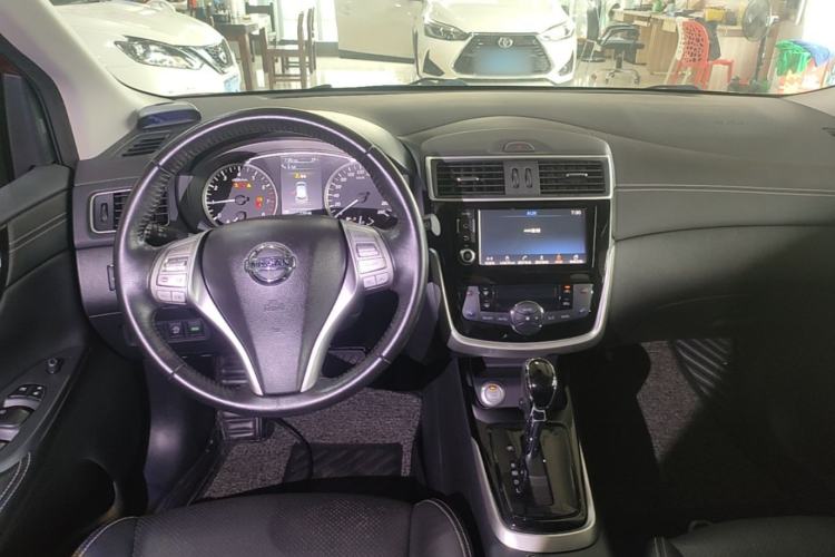 Used Nissan Tiida 2016 1.6L CVT ZhiZun Edition Center Console