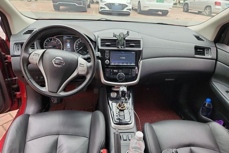 Used Nissan Tiida 2016 1.6L CVT ZhiZun Edition Center Console