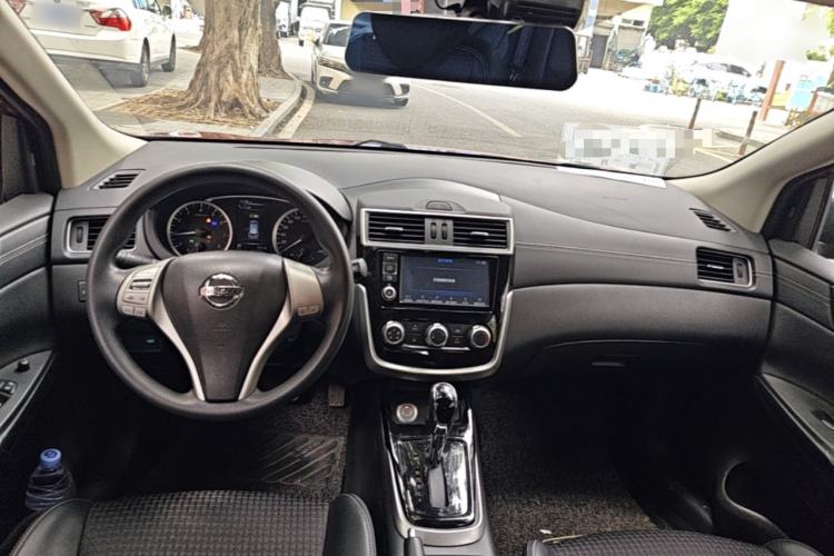Used Nissan Tiida 2016 1.6L CVT Smart Drive Edition Center Console