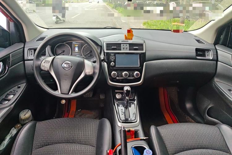 Used Nissan Tiida 2016 1.6L CVT Smart Drive Edition Center Console