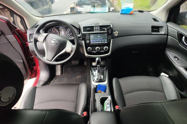 Used Nissan Tiida 2016 1.6L CVT Smart Drive Edition Center Console