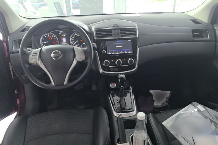 Used Nissan Tiida 2016 1.6L CVT Smart Drive Edition Center Console